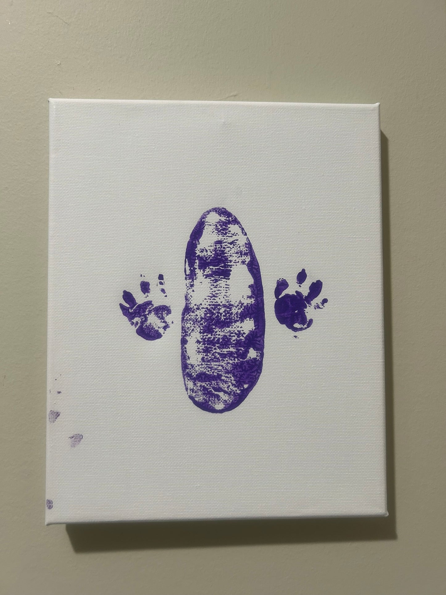 Petunia 8x10 Tail and Paw Print Purple