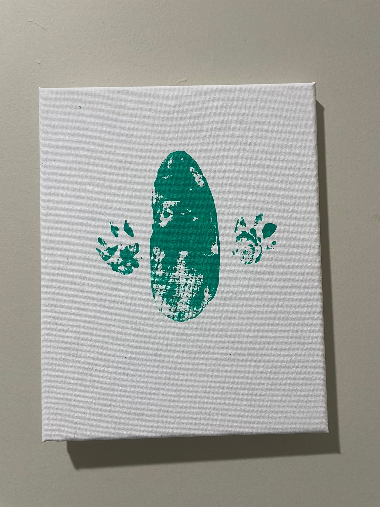 Beaver Tail and Paw Print Petunia 8x10 Dark Green