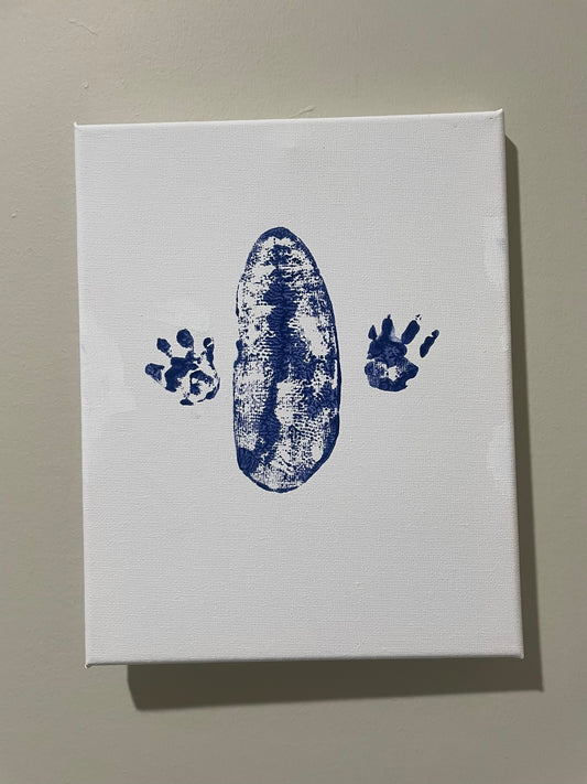 Beaver Tail and Paw Print Petunia 8x10 navy